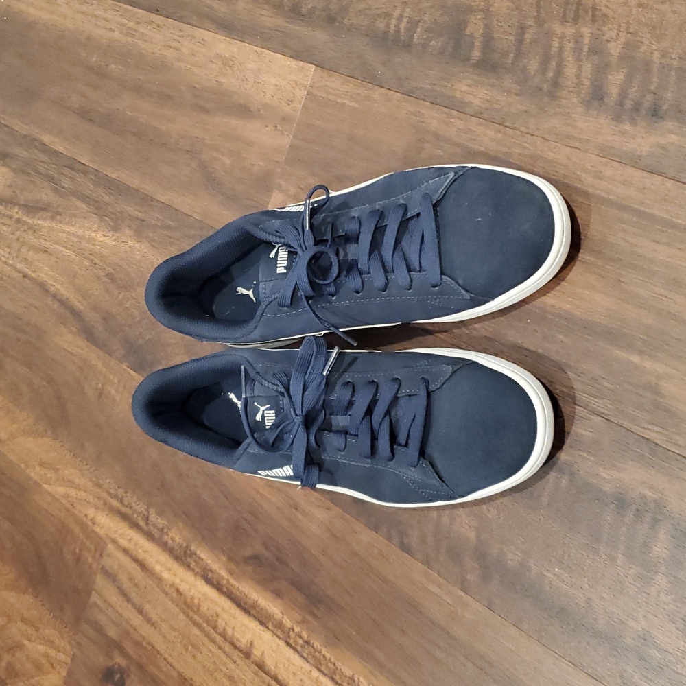 Puma Sneakers